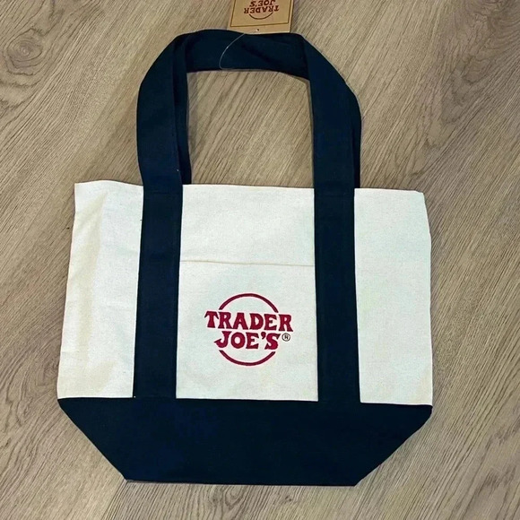 Trader Joe’s Mini Tote Bag in Navy- BRAND NEW! - Picture 4 of 4